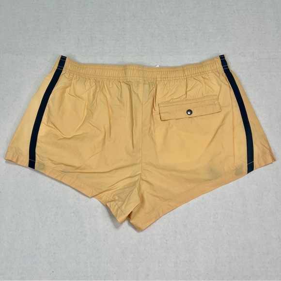 NWT BDG by Urban Outfitters Brandi Micro Short - Picture 4 of 5
